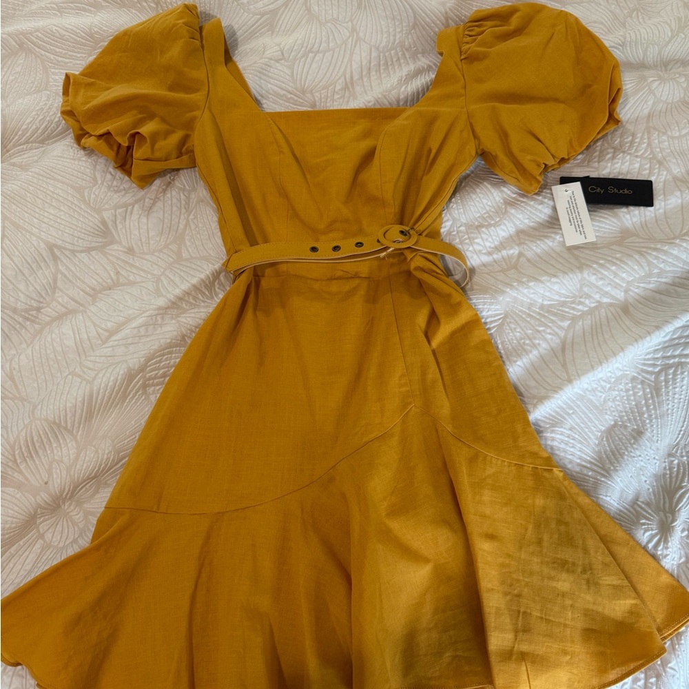 Chic Mustard Puff Sleeve Dress, NWT, Size 0, Perfect for Summer, Fashion